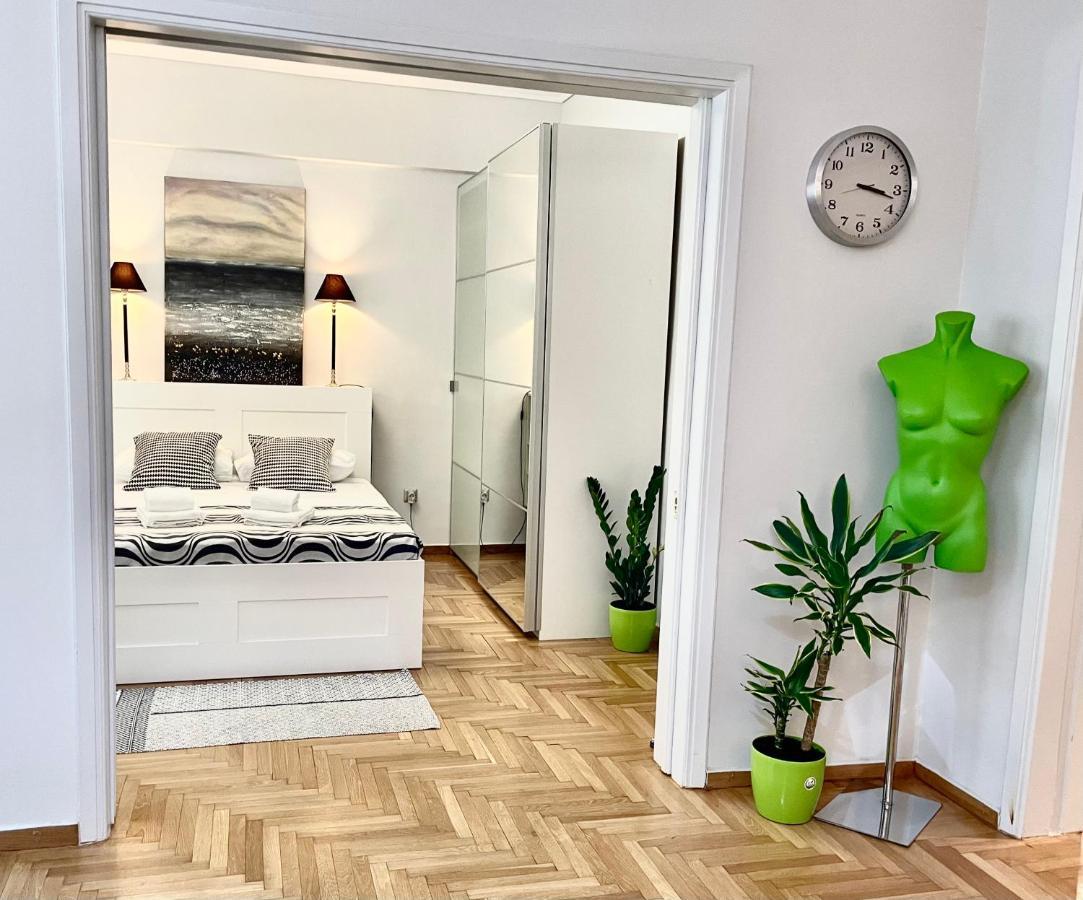 Lycabettus Luxury Cave Greendom Apartment