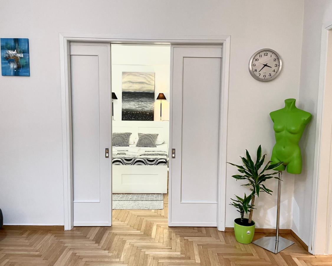 Apartment Lycabettus Luxury Cave Greendom *